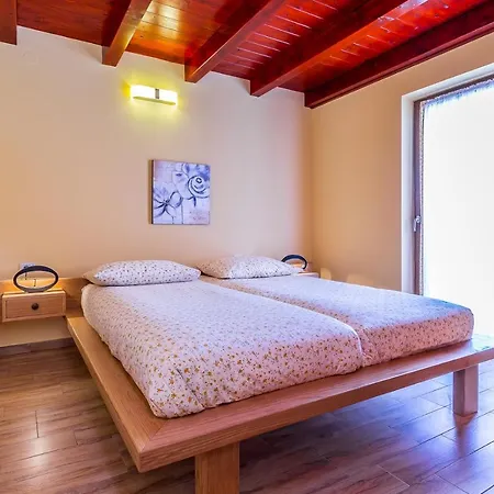 Pool Terrace Relax & Fun Fuma וילה