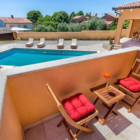 Pool Terrace Relax & Fun Fuma *