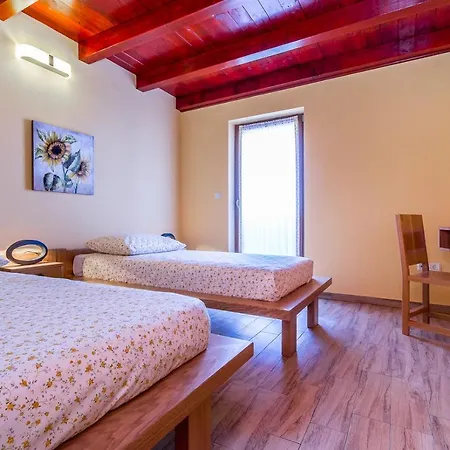 Pool Terrace Relax & Fun Fuma Villa Loborika